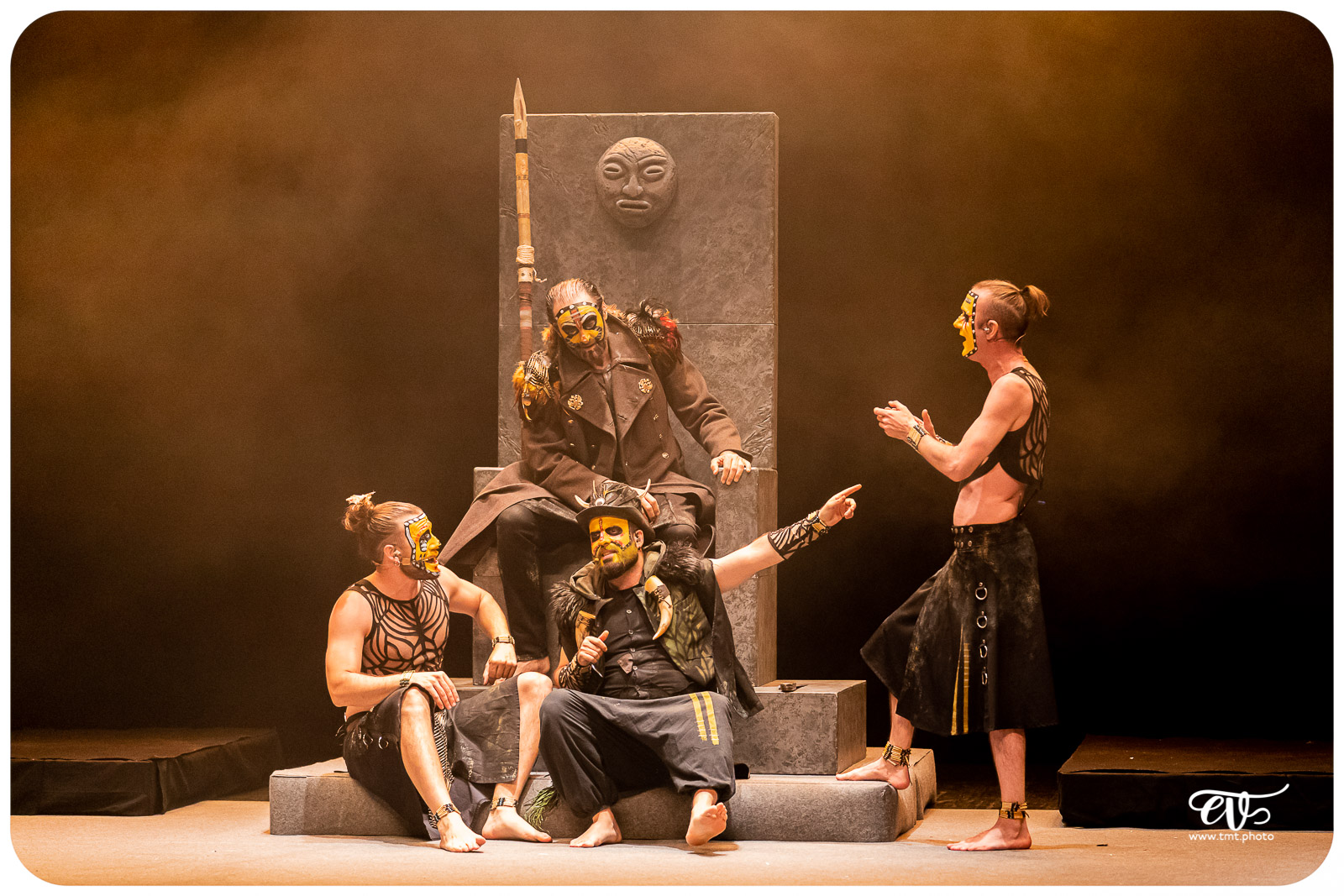 THE PRIMITALS (YLLANA & PRIMITAL BROTHERS)